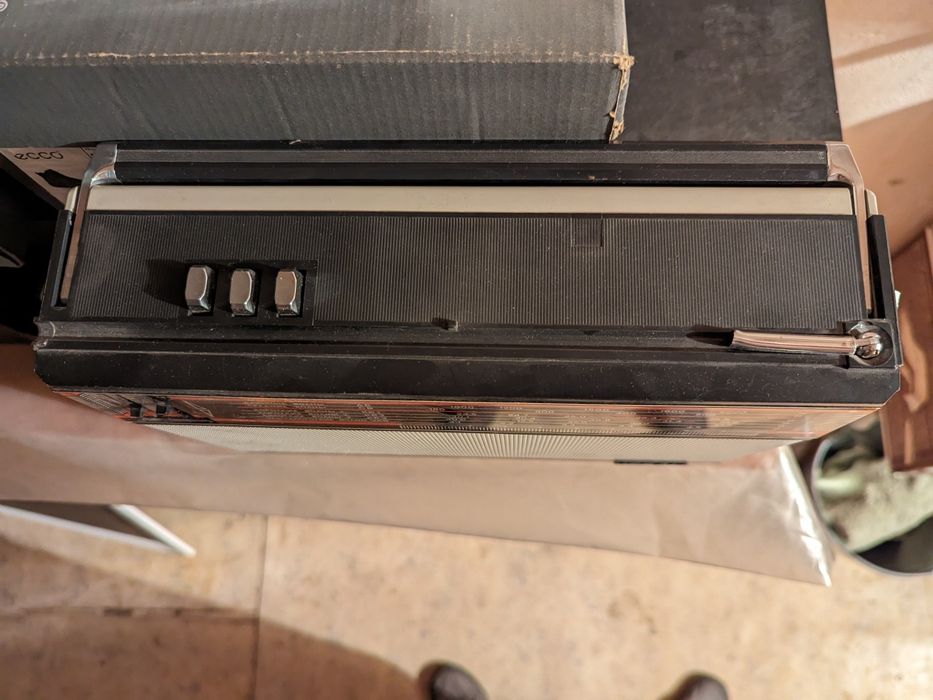 Радиоприемник VEF. СССР. БУ