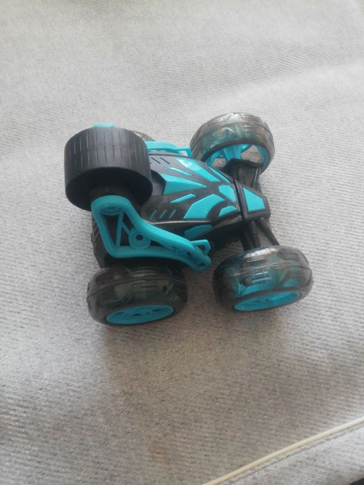 Продам машинки б/у