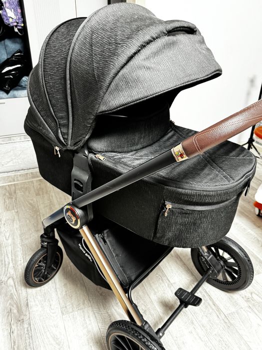 Продам детскую коляску