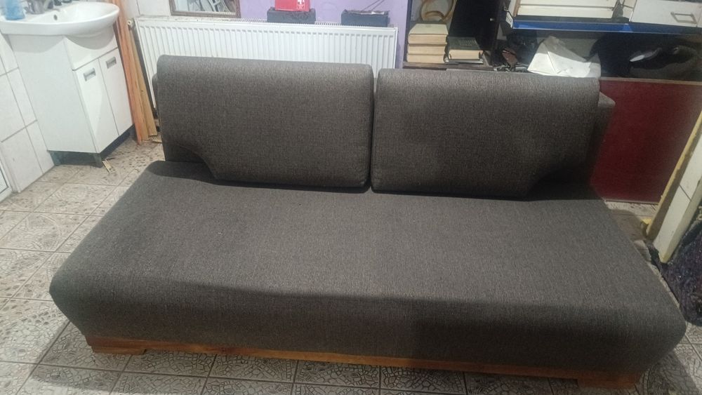 Canapea extensibila Lem's!