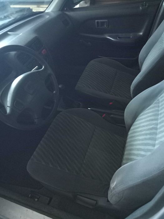 Продавам лек автомобил Honda City 1,3(1343куб.см.) 95к.с.-Седан.