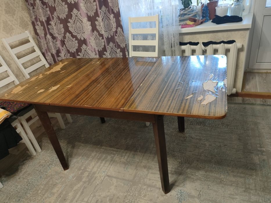 Продажа мебели, стол для кухни