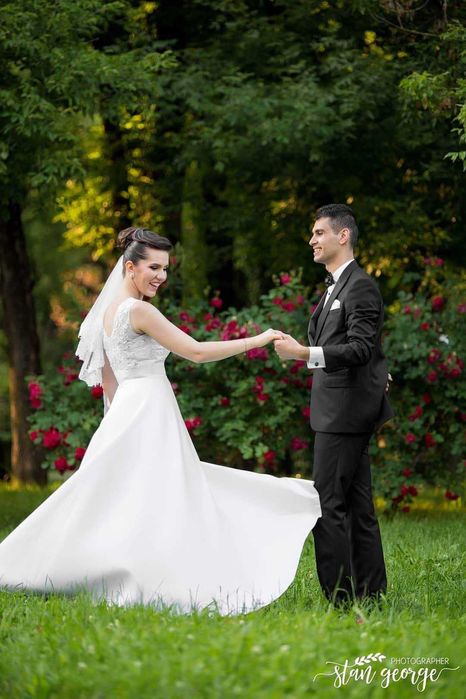 Rochie de mireasă M din tafta alba