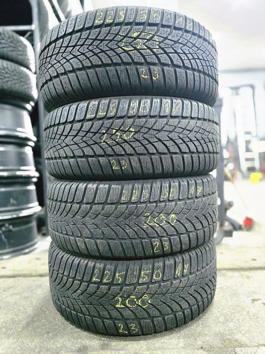 4x 225/50/17 M+S DUNLOP 2023 Stare excelentă