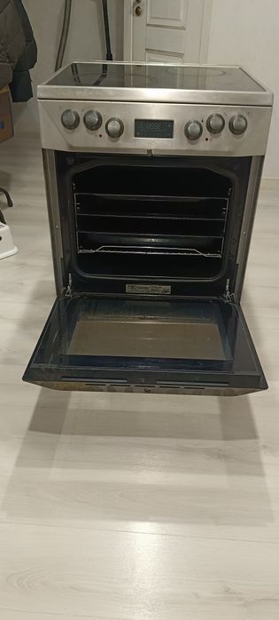 Продам электроплиту б/у