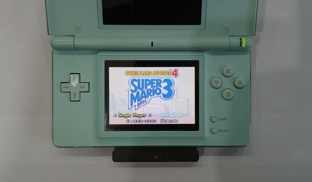 Nintendo DS lite