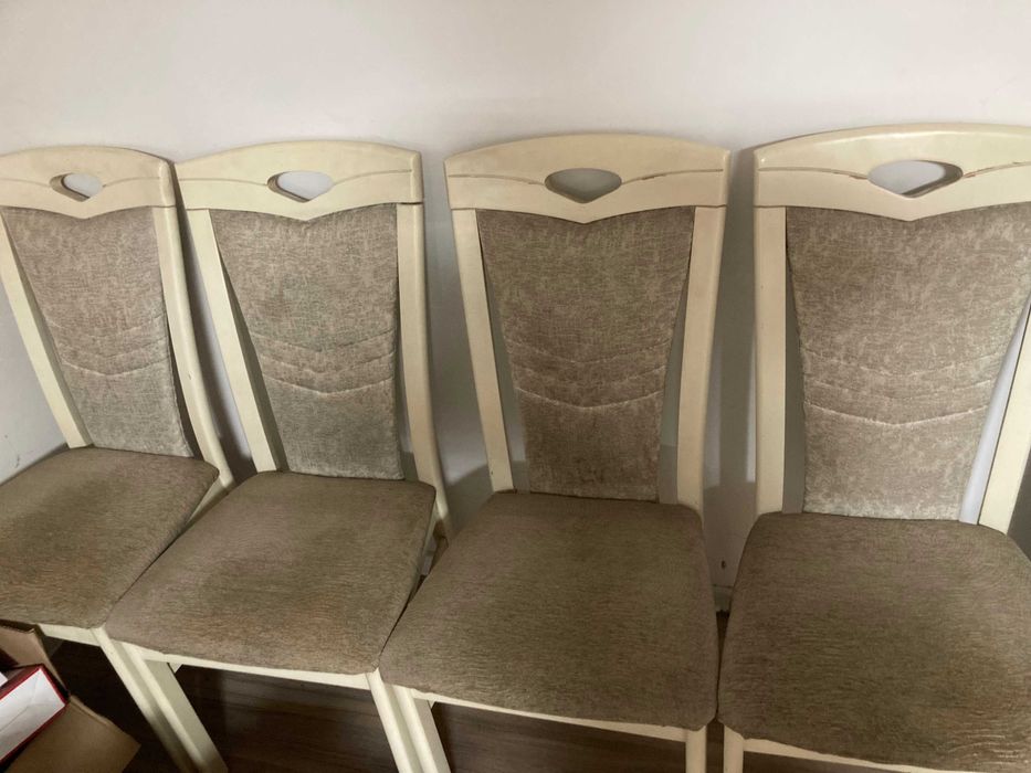 Стул " Беларусь " ( из натур. массива  дерева.) Крепкий , Гарантия .