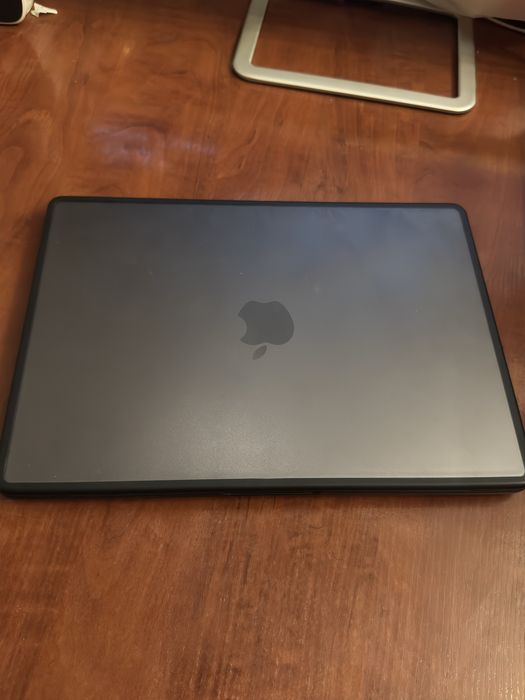 MacBook Pro M3 Pro 14 inch