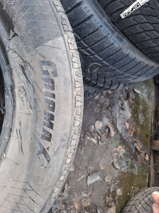 Vand 1 anvelopa 255 60 17 gripmax de iarna buna dot 2022