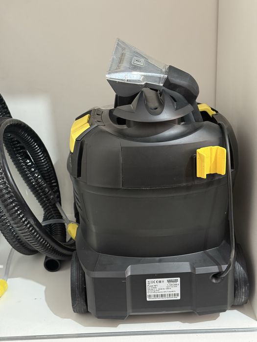 KARCHER Puzzi 8/1