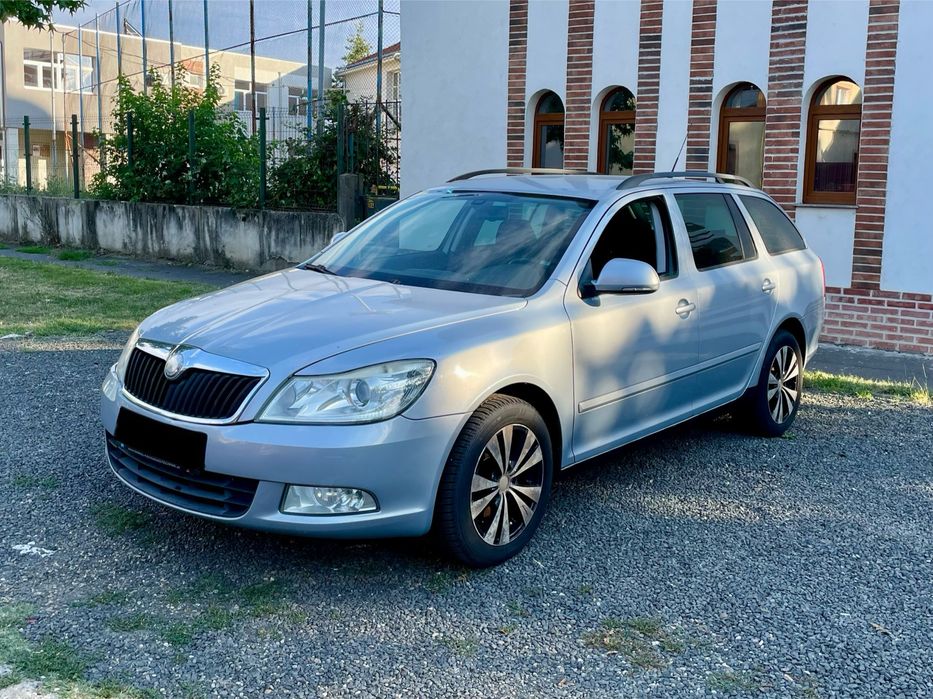 SKODA Octavia 2010 — imagine 3