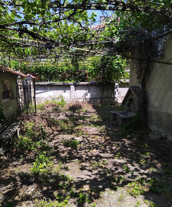 Продава се Къща в Сапарева баня - 210 кв.м за 389 €/кв.м - Снимка #2