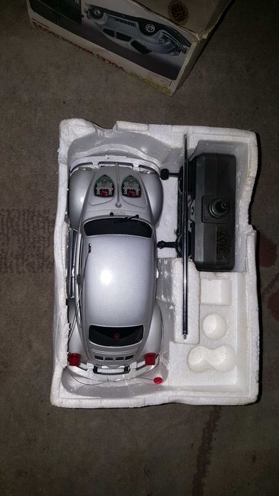 Masinuta cu telecomanda Radicon Volks Wagen 1303 S (Made in JAPAN)