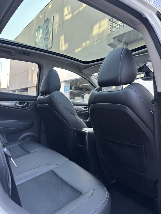 Nissan Qashqai Facelift 2019/160.000km/Tekna/Panoramic/Camere 360/Semipiele/Lane assist/Blind Spot/Scaune incalzite/Keyless Entry