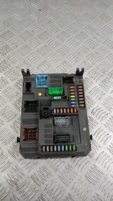 BSI модул Peugeot 208 2012г.