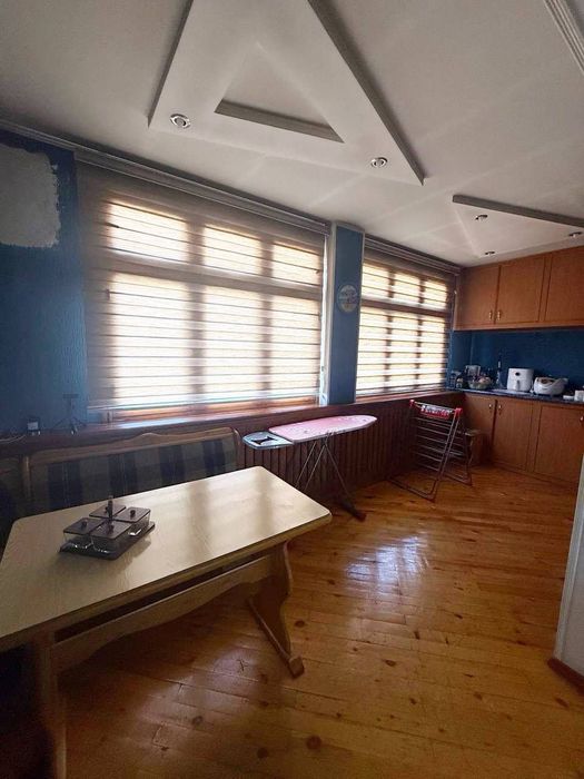 Продаётся 2х комнатная квартира, ЦУМ , ул Шарафа Рашидова