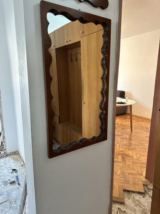 Set decorativ ceas si oglinda cu rama din lemn masiv