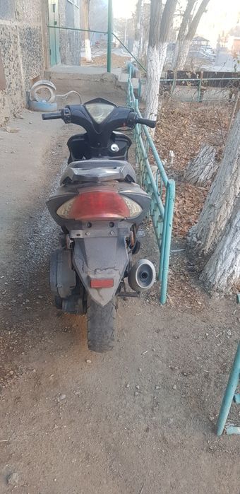 Продаю скутер райсер