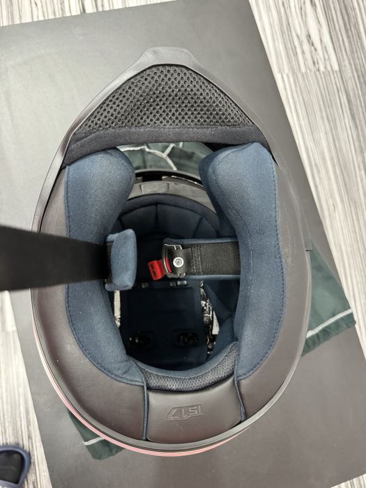 Каска  HJC is-17