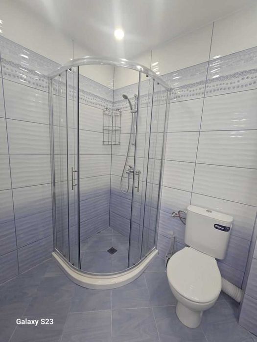 Дава се под наем Двустаен апартамент в Варна, Цветен квартал - 65 кв.м за 448.8 € - Снимка #12