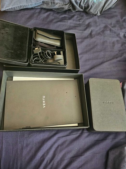 Vertu constellation телефон