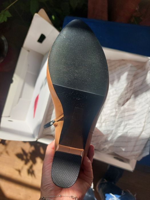 Кожаные ботинки на платформе. 39. Aldo
