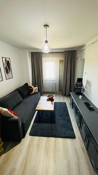 Proprietar inchiriez apartament cu o camera in Zona Modern