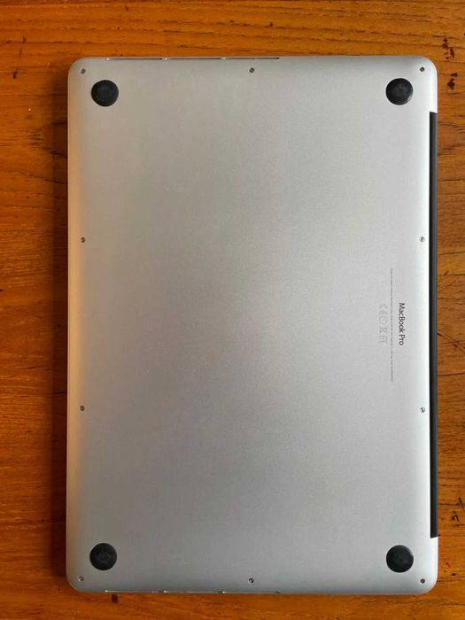 Macbook Pro (Retina, 15 inch, Mid 2015) 16GB RAM 512GB SSD