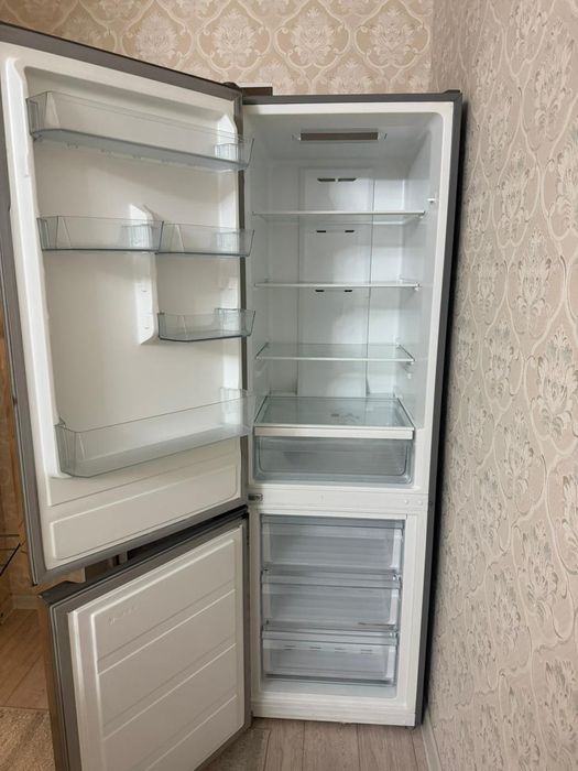 Холодильник Midea