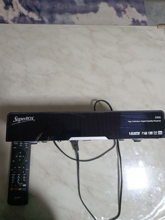 Тюнер для спутниковой антенны SuperBox