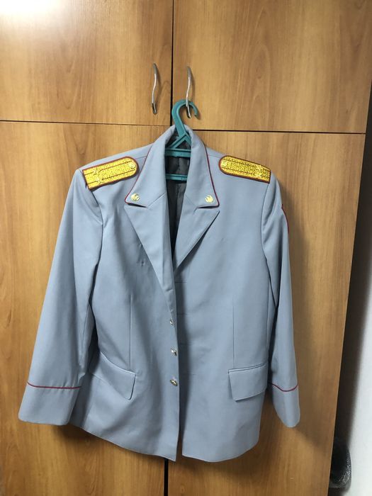 Продам китель парадный МВД старого образца