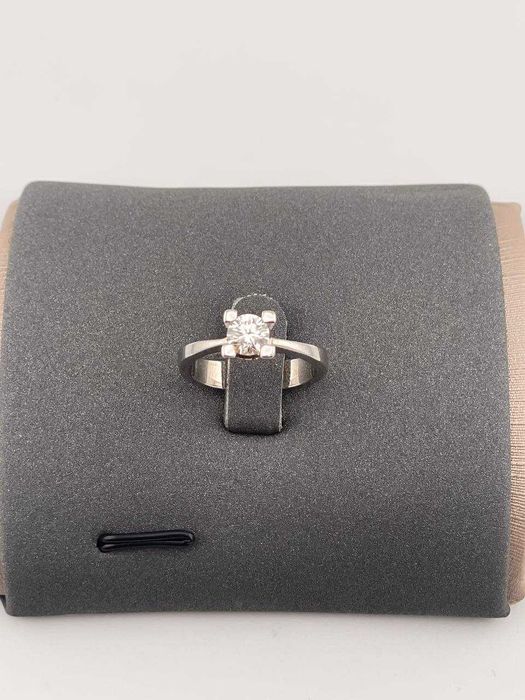 Кольцо с бриллиантом 0,5кт