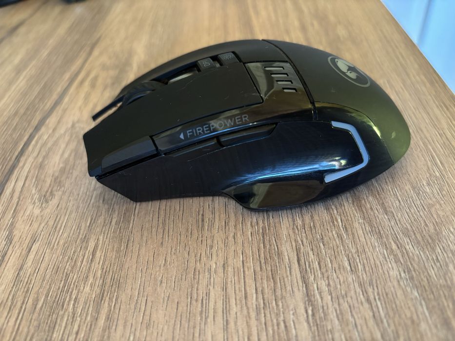 Лаптоп Lenovo V15