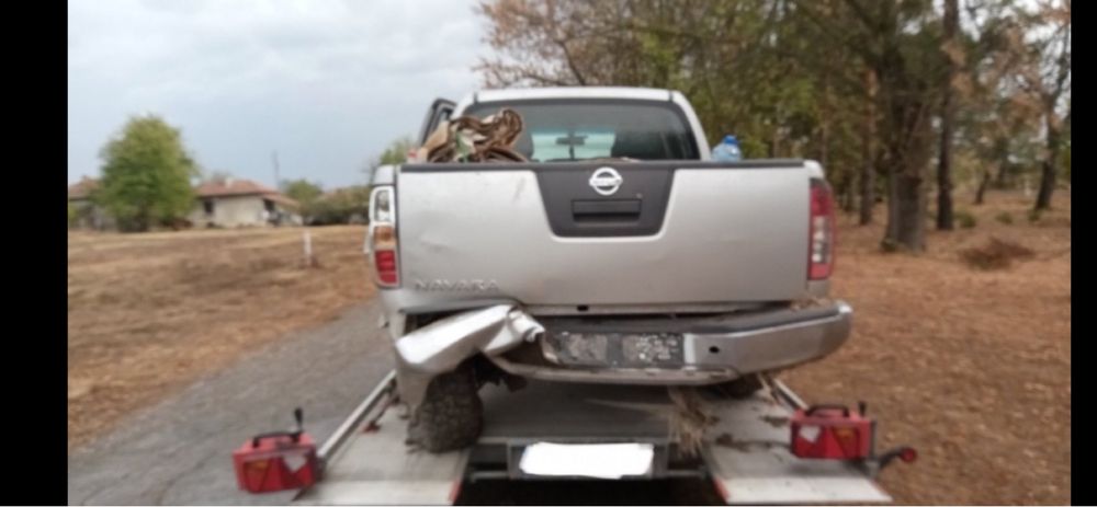 Продава се само на части Nissan Navara 2.5dci 191кс 2012