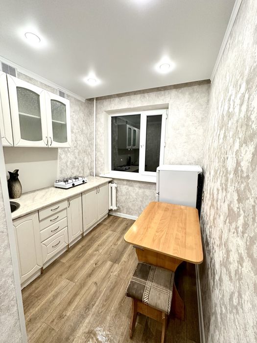 Продается 2 комн кв около Центрального рынка