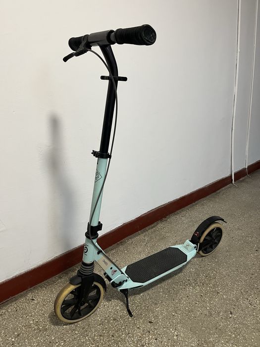 Trotineta adulti Oxelo Town 7 XL (culoare Verde Opal / Menta)