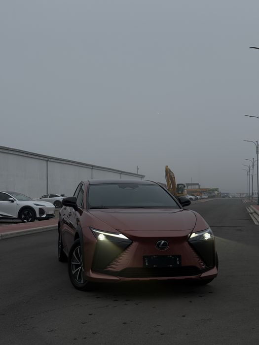 Lexus RZ 450 e full Yapon