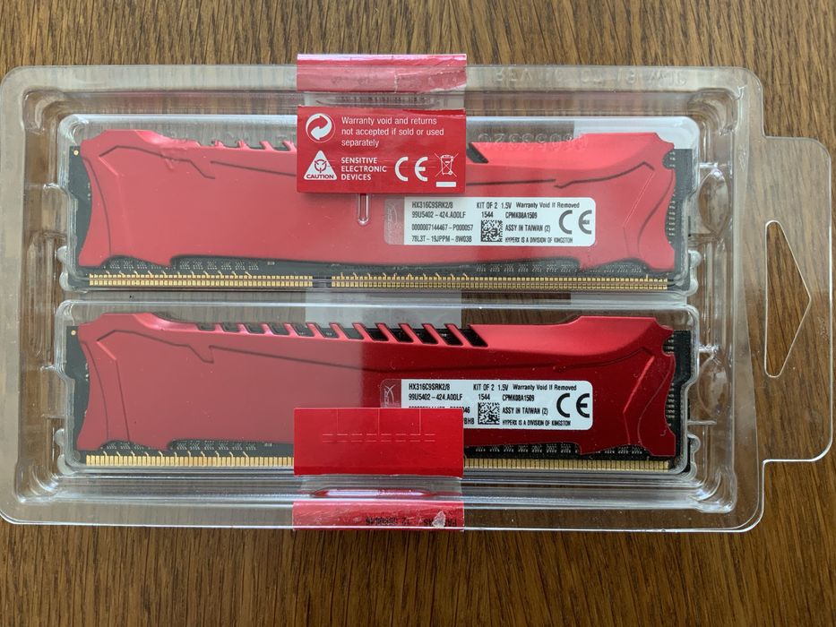 8gb DDR4-2400 Apacer si 8gb DDR3-1600 Savage Red