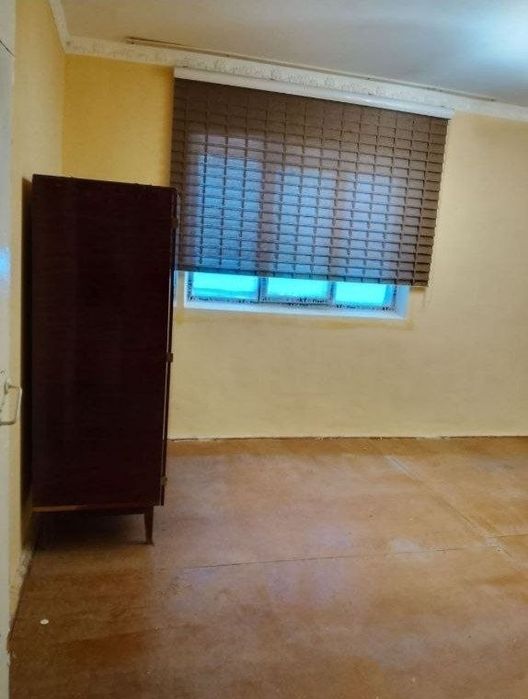 Guliston 3 mkr. 1 xonali uy sotiladi