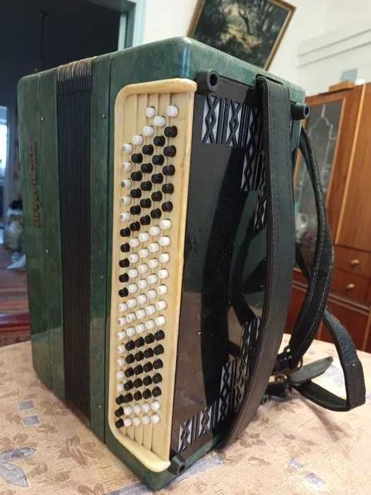 Баян Тула 202 отличном состояние