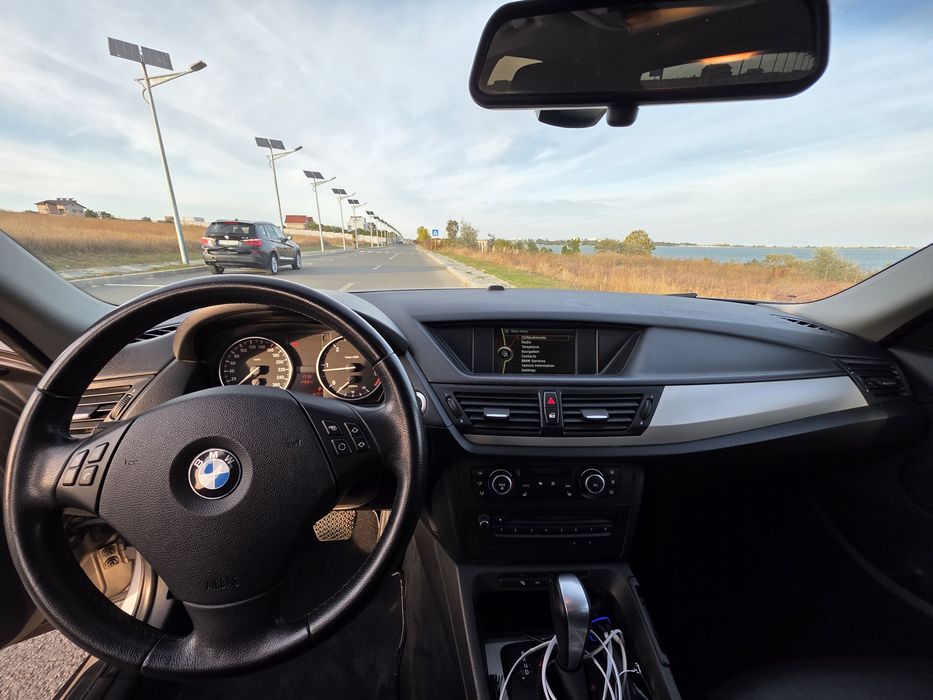 BMW X1 2012 — imagine 5
