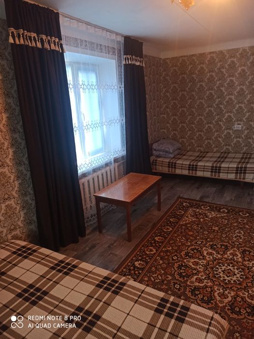 Посуточно 1 комнатная.