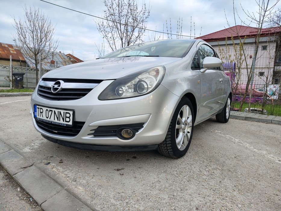 Opel Corsa D coupe
