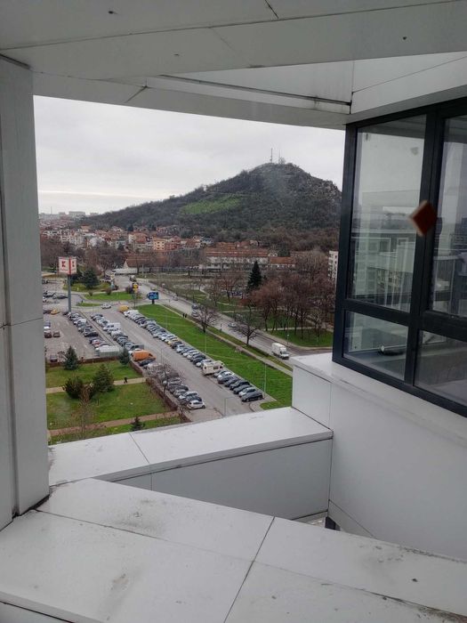 Тристаен апартамент, Пещерско шосе 90кв.м.