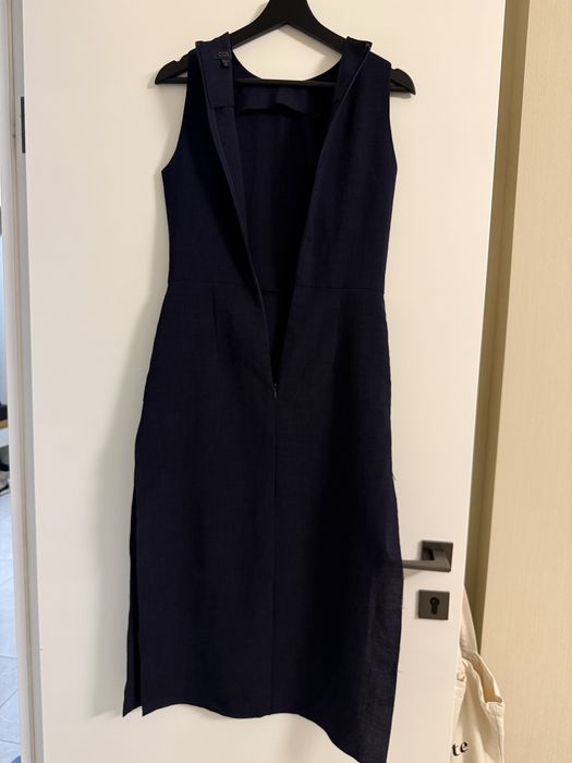 Платье бренда Cos