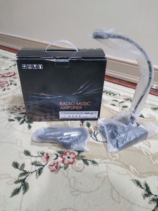 Усилитель звука UT5 с микрофоном