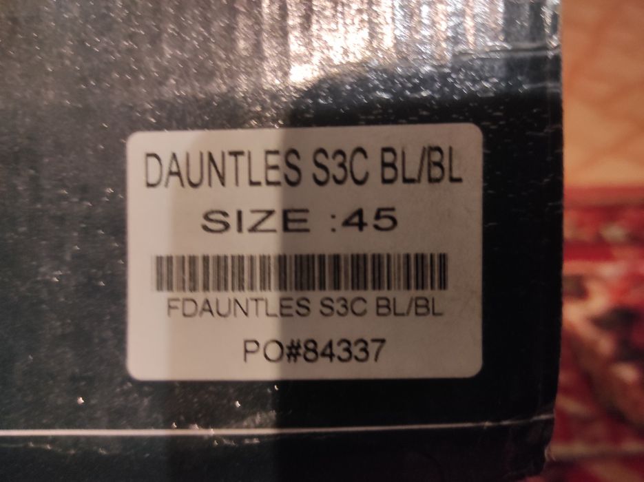 Ботинки спец обувь, защита носка и тд