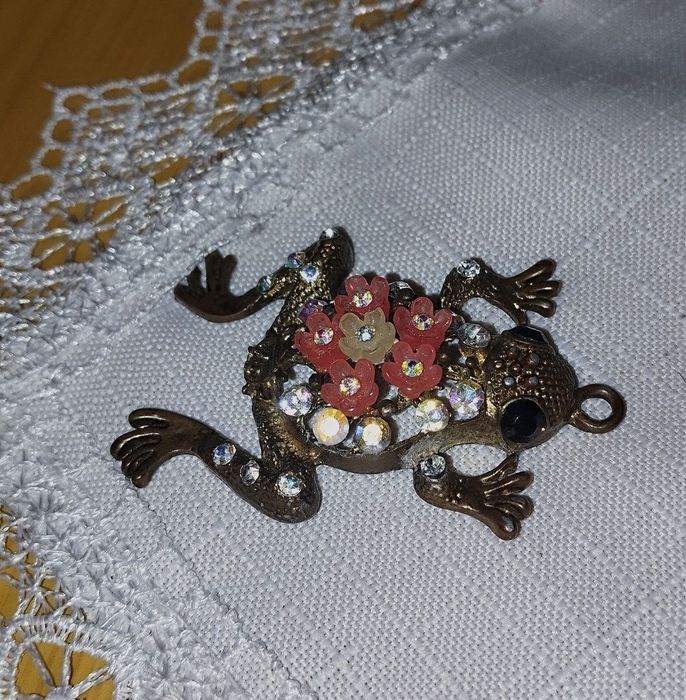 Часы  СССР и украшения