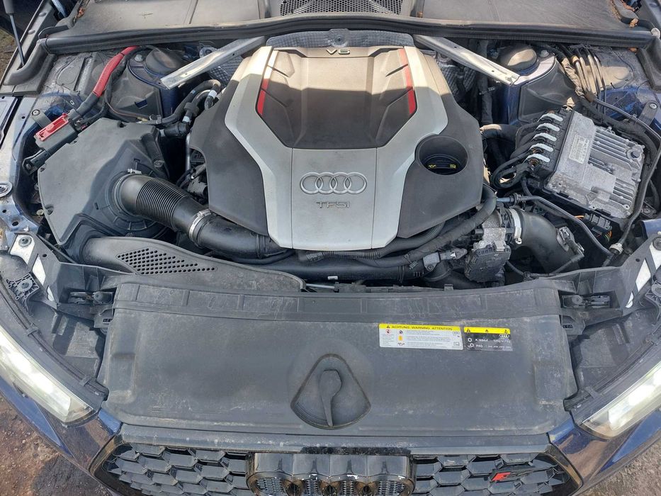 На Части: Audi A4 S4 Avant 3.0 TFSI V6 354кс Quattro Tiptronic 2018 Комби с код CWGD