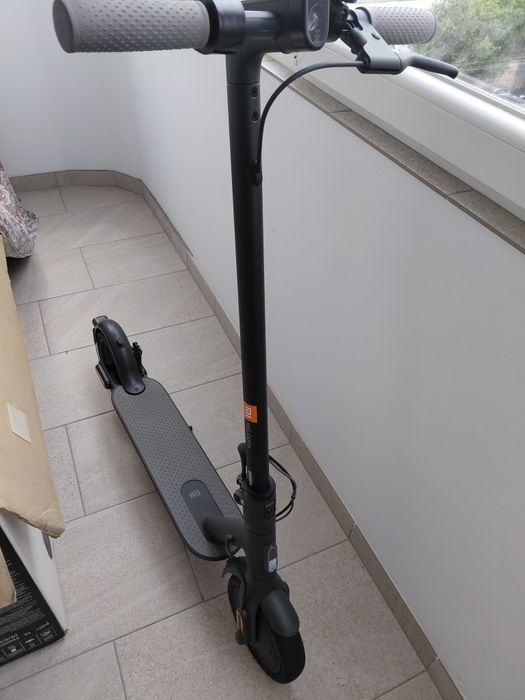 Trotinetă Xiaomi Mi Electric Scooter 1S – Stare excelentă, autonomie 30km